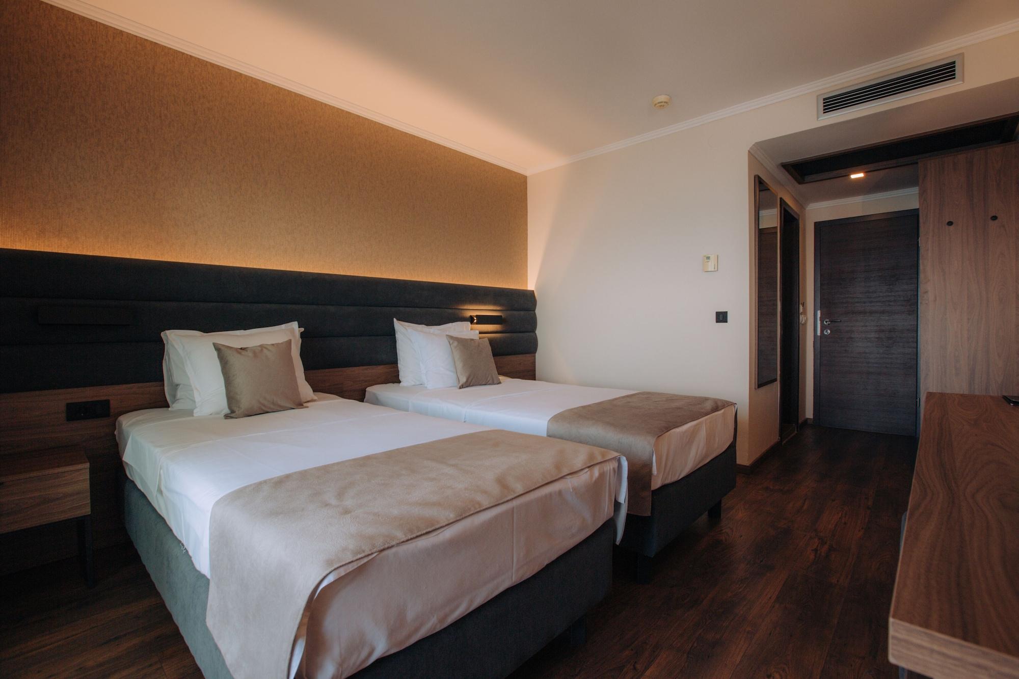 Inex Olgica Hotel & Spa Ohrid Exterior photo
